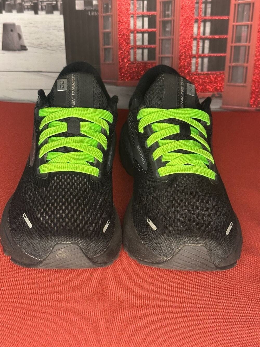 No.45 Brooks Adrenaline GTS 22 Men's Running Shoes Black Size 11 Medium (B)